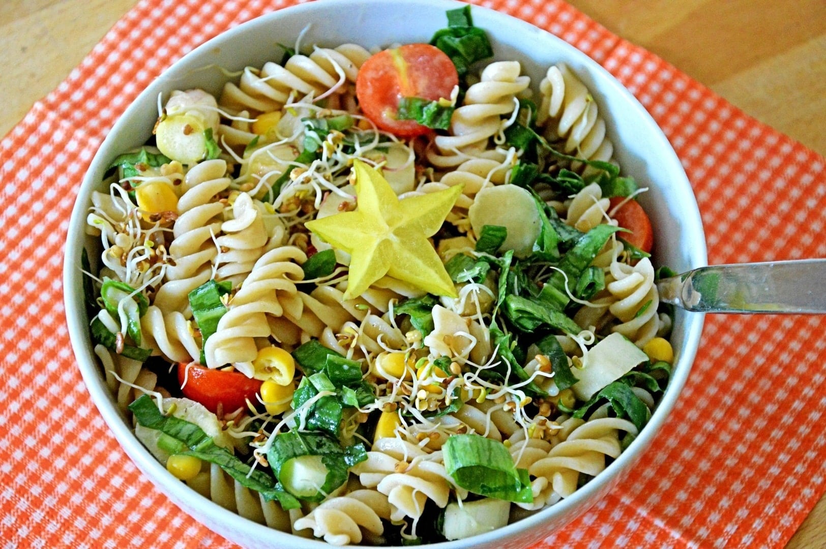 dish-food-salad-spring-green-produce-1283014-pxhere.com-min-min-min
