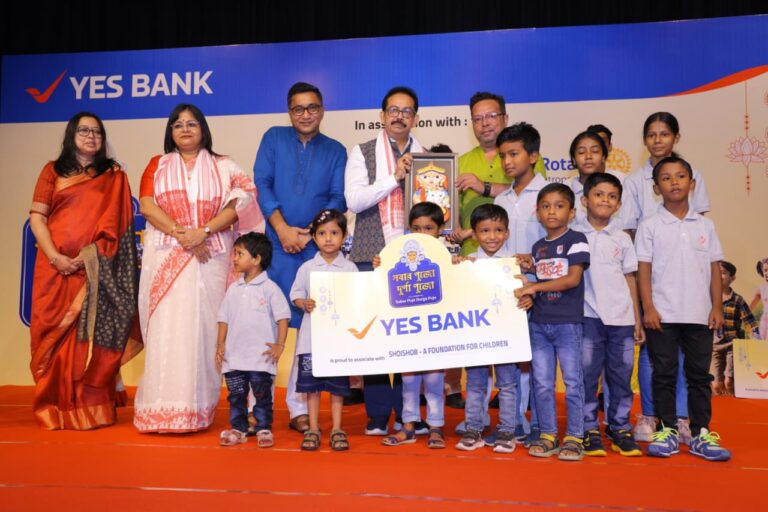 YES BANK’s ‘Sobar Pujo, Durga Pujo’ spreads festive cheer by gifting new clothes to over 9,000 children.