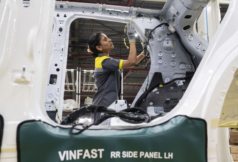 A Conglomerate&apos;s Strategy to Keep Vietnam&apos;s Growth in Its Own Hands