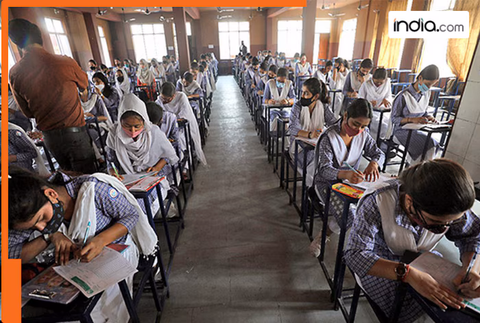 Delhi School big update: Schools cannot ask parents to pay fees for more than 1 month at a time, says Delhi govt