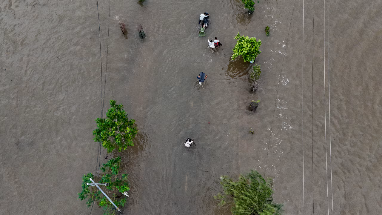Mumbai Monsoon Latest Update: Mumbai, Thane, Pune, Nagpur, Nashik, Satara, Sangli to witness heavy downpour, IMD issues statement